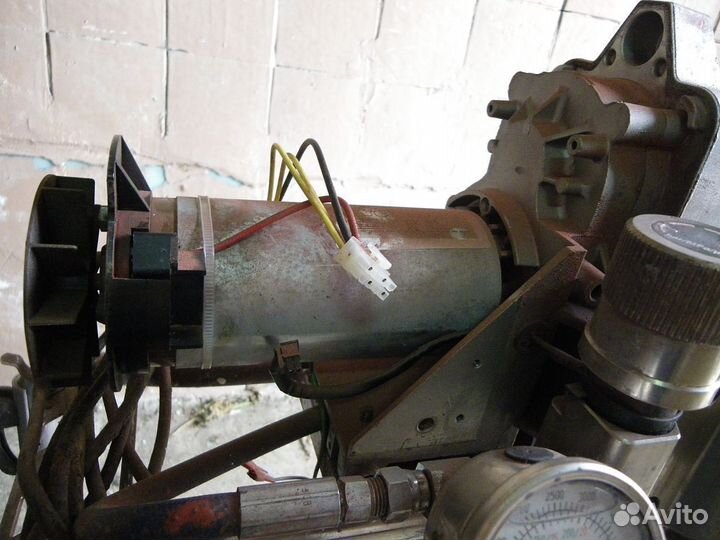 Ремонт окрасочных аппаратов, винтовых компрессоров