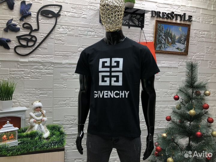 Футболка givenchy