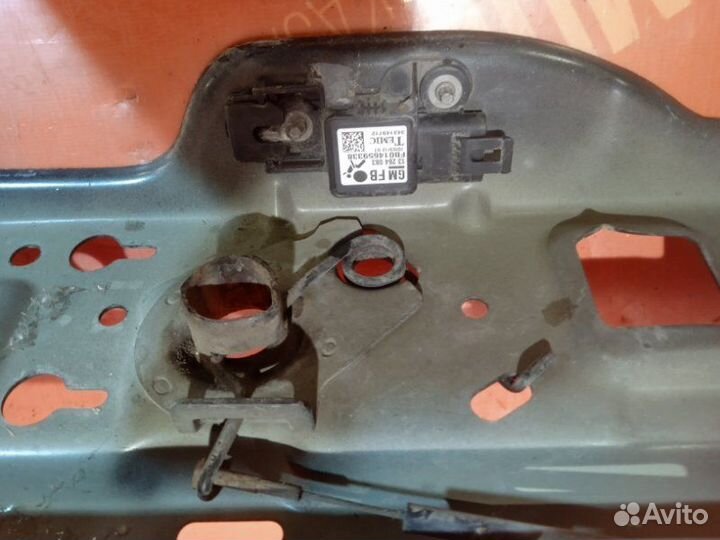 Верхняя планка телевизора радиатора Opel Astra H