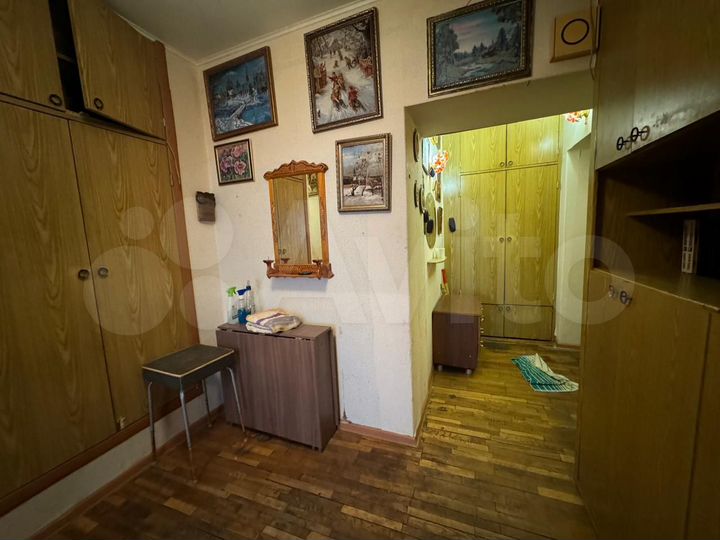 4-к. квартира, 87 м², 2/9 эт.