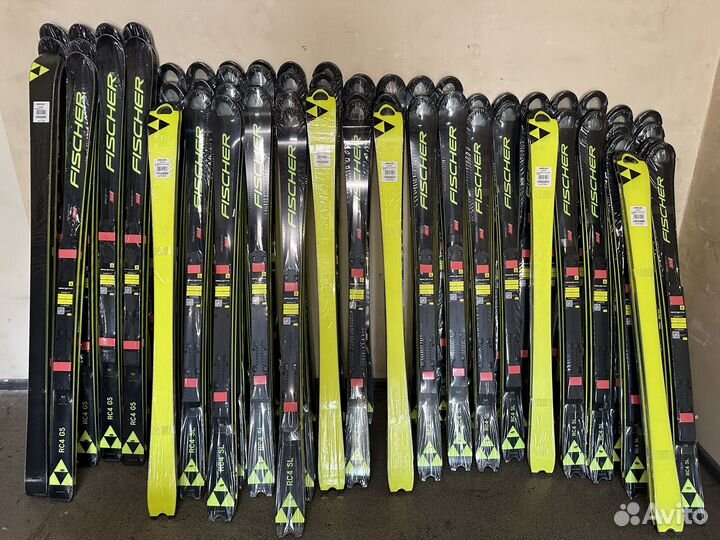 Горные лыжи Fischer RC4 WC FIS SL и GS спортцех