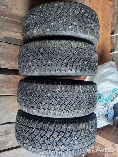Michelin X-Ice 205/55 R16