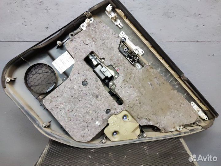 Обшивка боковой двери задняя левая Lexus Rx 350