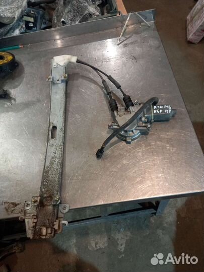 Передние стеклоподъемники Kia Rio 1