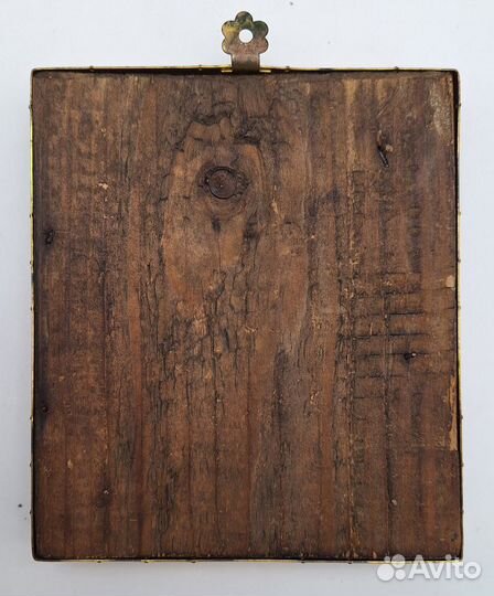 Редкая икона в киоте 