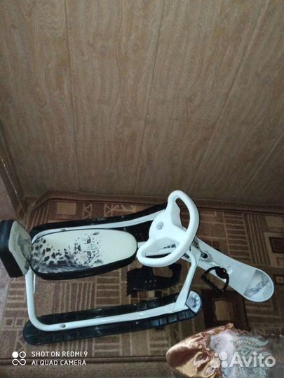 Детский снегокат со спинкой