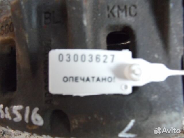 Суппорт передний левый Kia Sorento I BL