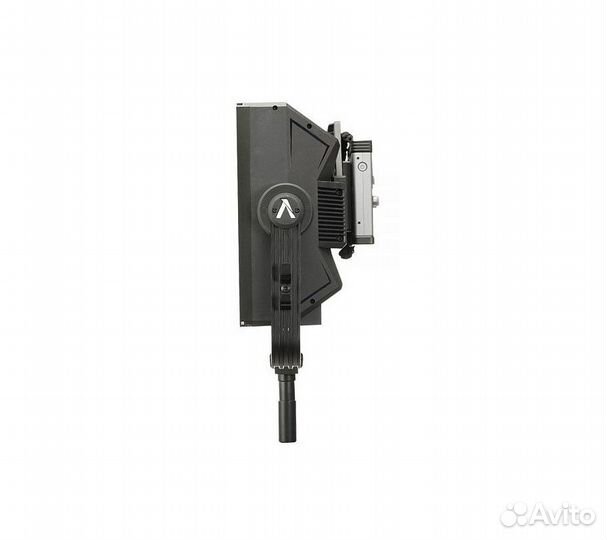 Светодиодный осветитель Aputure Nova P300c