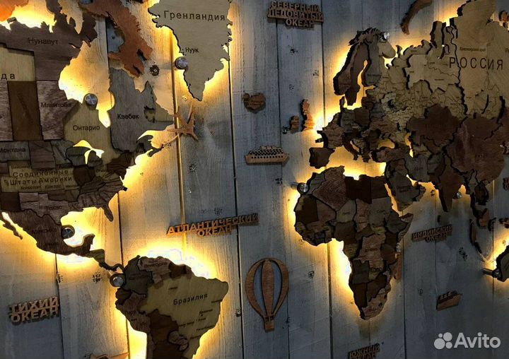 Карта мира из дерева С подсветкой
