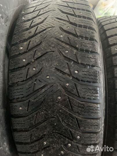 Kumho WinterCraft Ice WI31 215/65 R16 98T