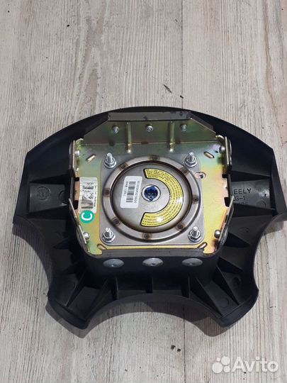 Подушка в руль Airbag водителя Geely MK