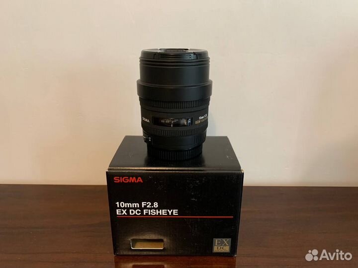 Sigma 10mm f/2.8 EX DC Fisheye