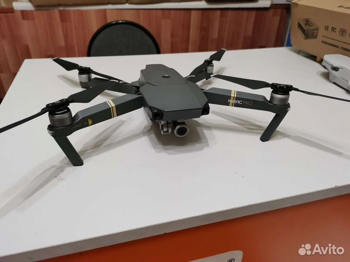 Квадрокоптер Dji mavic pro combo