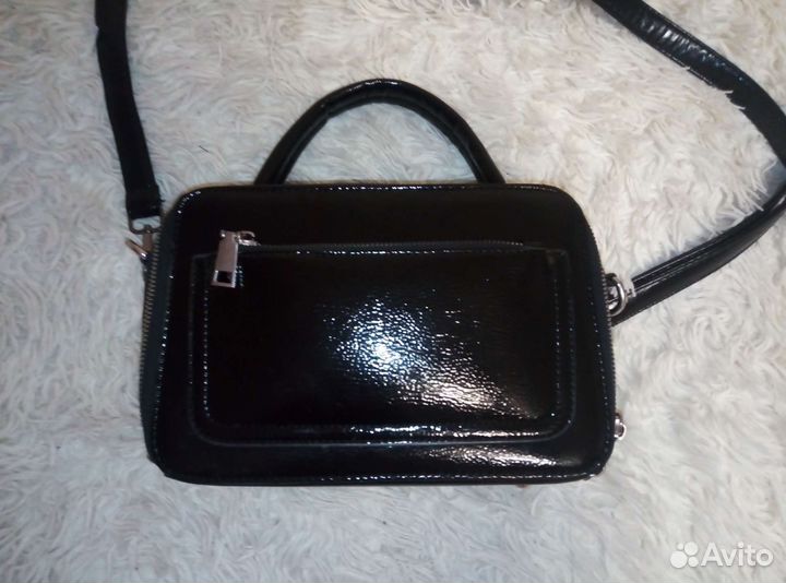 Сумочка женская лакированная