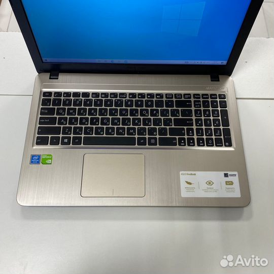 Ноутбук Asus Vivobook (мало б/у)