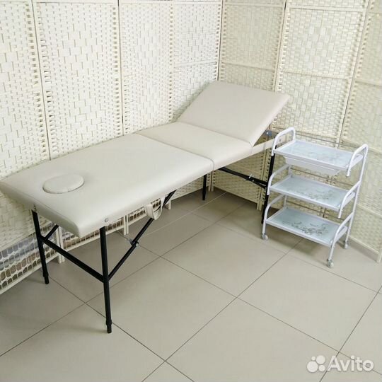 Массажный стол