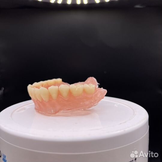 Прессовка протезов /Изготовление протезов