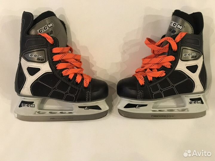 Коньки детские CCM размер 31