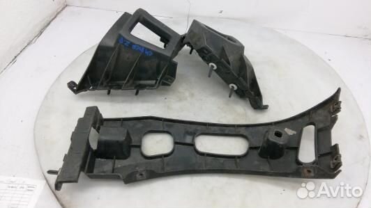 Крепление бампера заднее citroen C4 picasso 1 (58D