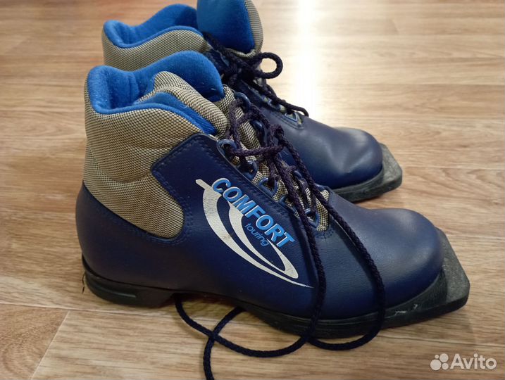 Лыжные ботинки 38р