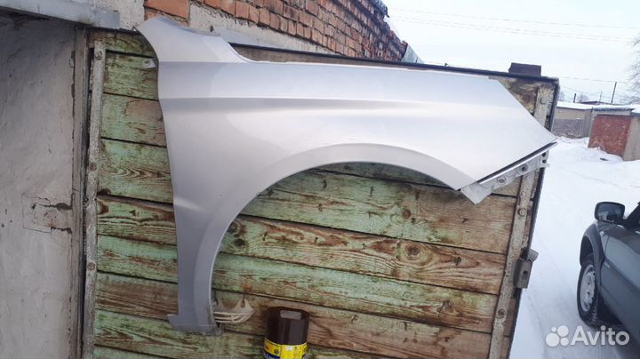 Правое крыло Лада Веста