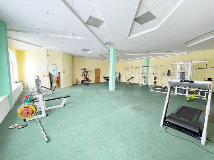 Аренда фитнес зала с оборудованием 169 м²