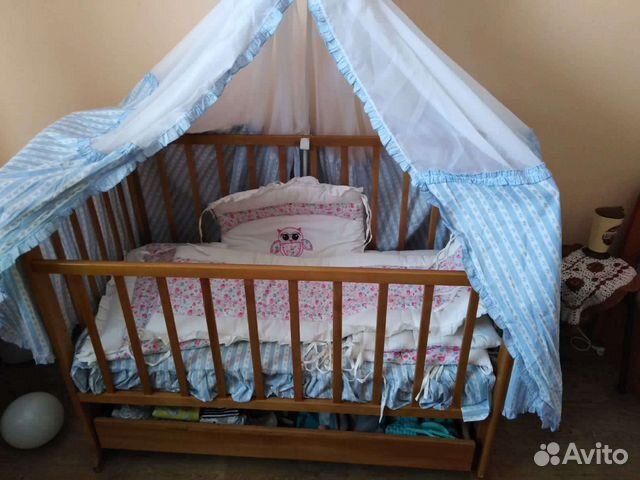 Кровать с балдахином