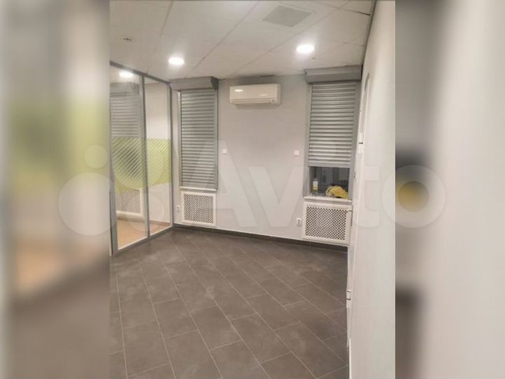 Помещение свободного коммерческого назначения, 38