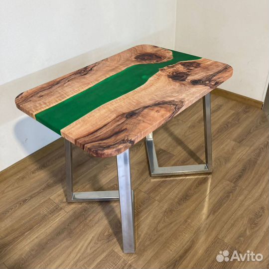 Кухонный стол 'Lucky Decline'