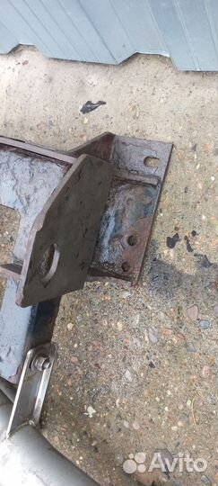 Защитные дуги задние на Ленд Крузер 200