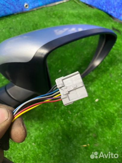 Зеркало заднего вида боковое правое Nissan Qashqai