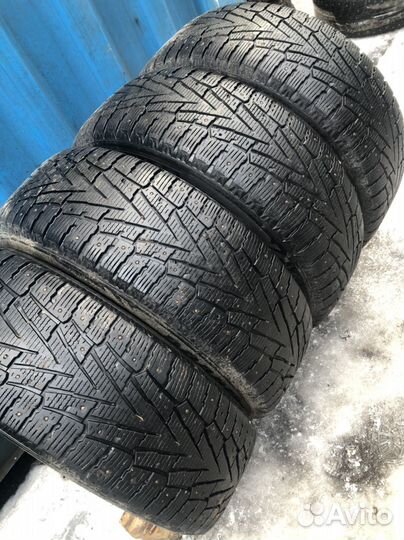 Roadstone Winguard WinSpike SUV 265/60 R18 114T