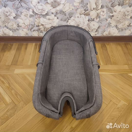 Люлька Stokke xplory с фиксатором (черный меланж)