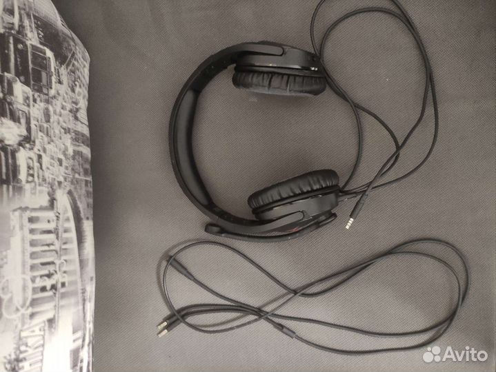 Игровые наушники HyperX cloud stinger