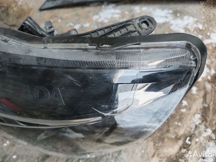 Фара LADA vesta левая