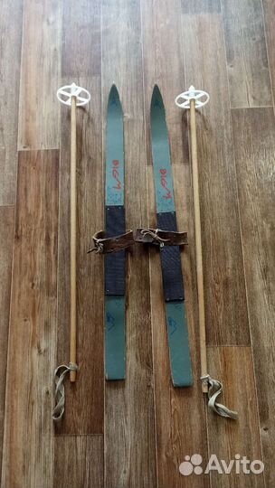 Беговые лыжи