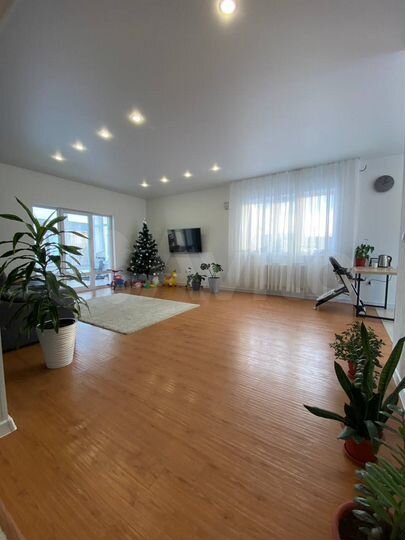 Дом 126 м² на участке 8,8 сот.