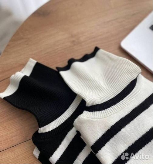 Свитер теплый