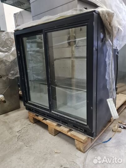 Холодильный шкаф- купе