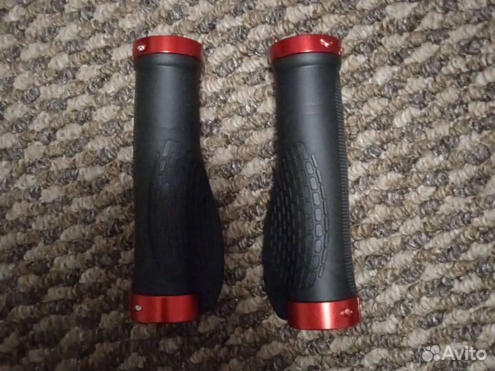Грипсы для велосипеда