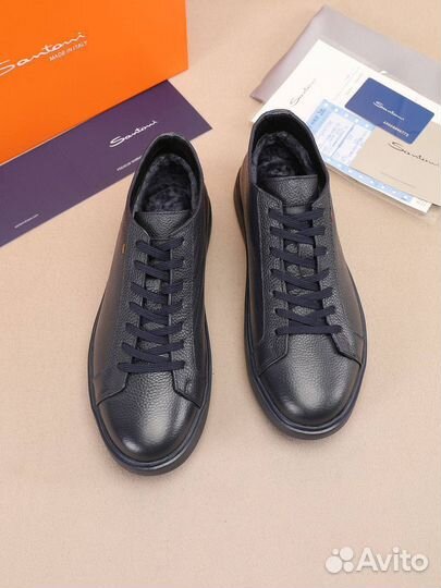 Полуботинки Santoni с натуральной кожей: стиль и качество в одном