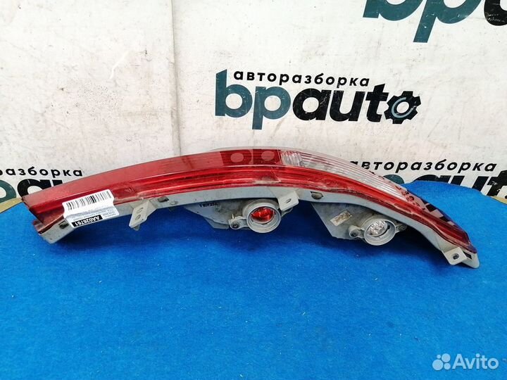 Птф заднего бампера правая 92406-3U300 Kia