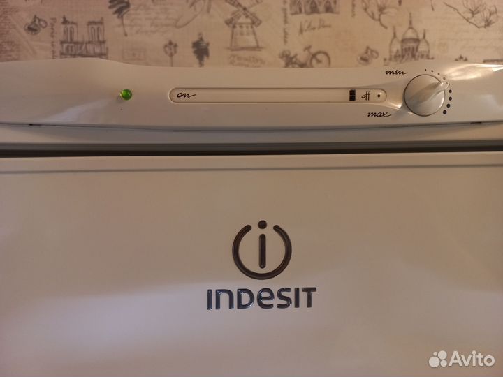 Холодильник indesit