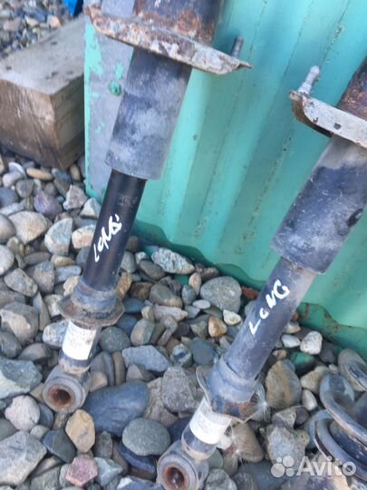 Toyota corolla 120 стойка задняя амортизатор