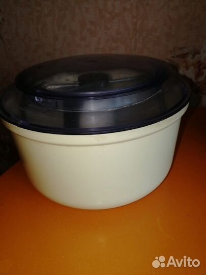 Продам кухонный комбайн Югдон