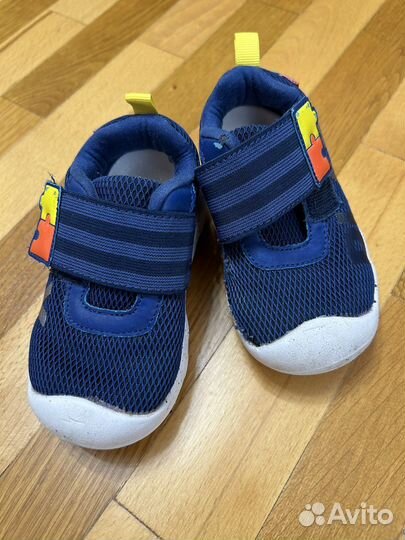 Кроссовки летние детские
