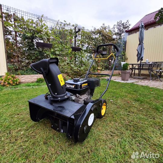 Снегоуборщик Huter SGC-3000