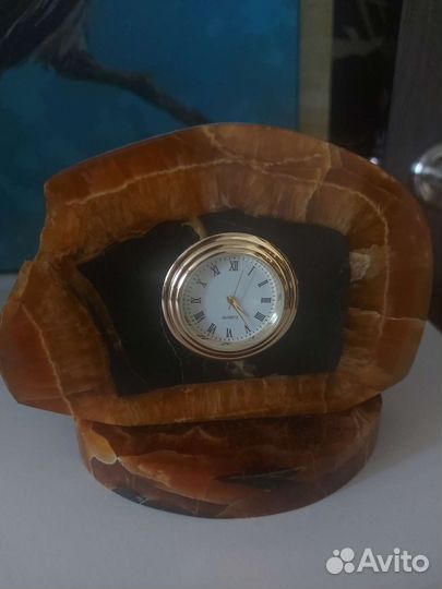 Настольные часы