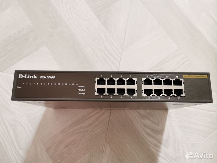 Коммутатор, свитч D Link DES-1016D