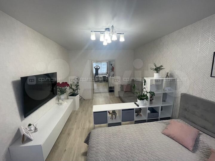 2-к. квартира, 52 м², 5/10 эт.